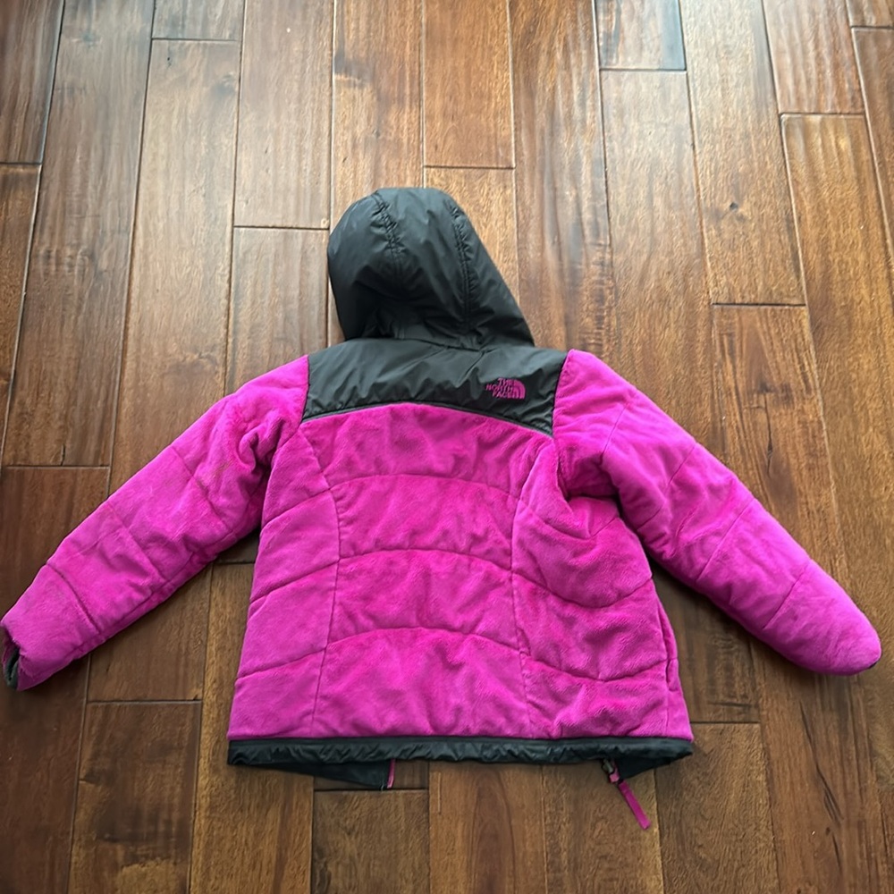 North Face reversible hooded jacket S - Picture 2 of 5